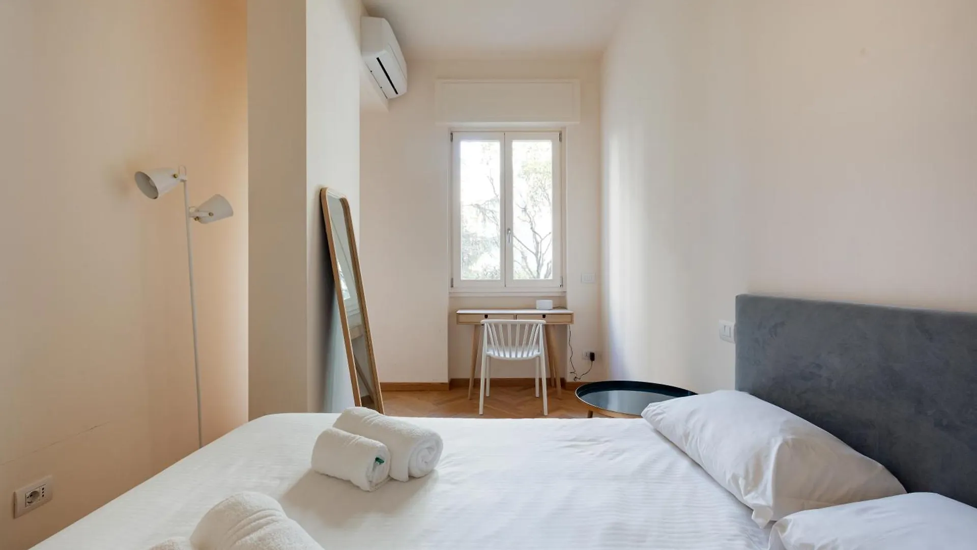 Piola M2 - Walking On The Moon Apartment Milan Italy