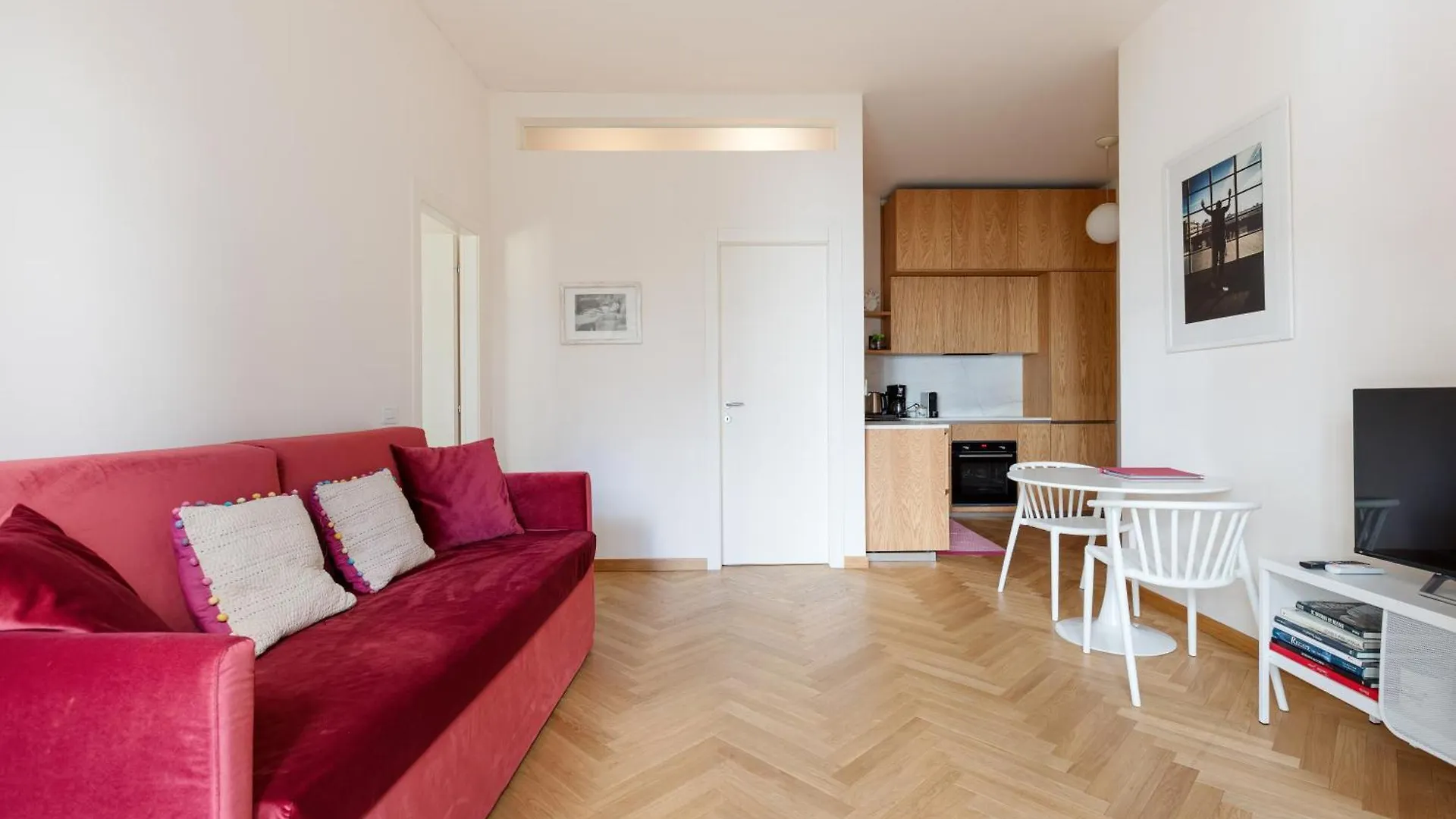 Piola M2 - Walking On The Moon Apartment Milan Italy