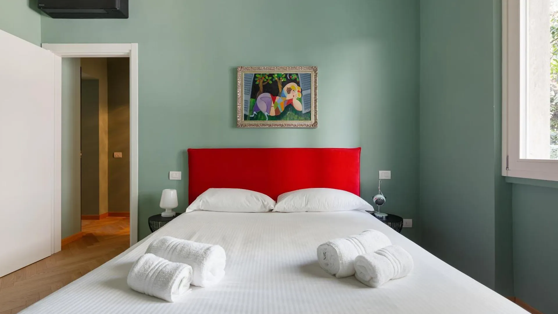 Piola M2 - Walking On The Moon Apartment Milan Italy